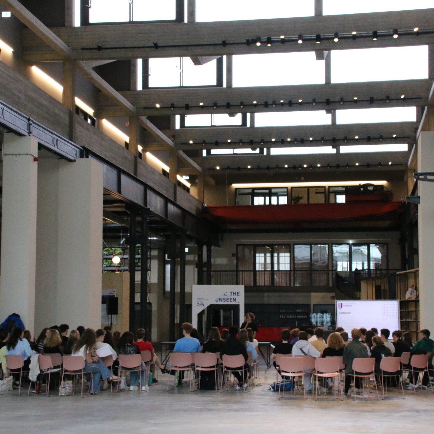 Schüler beim Planspiel Stadtrat